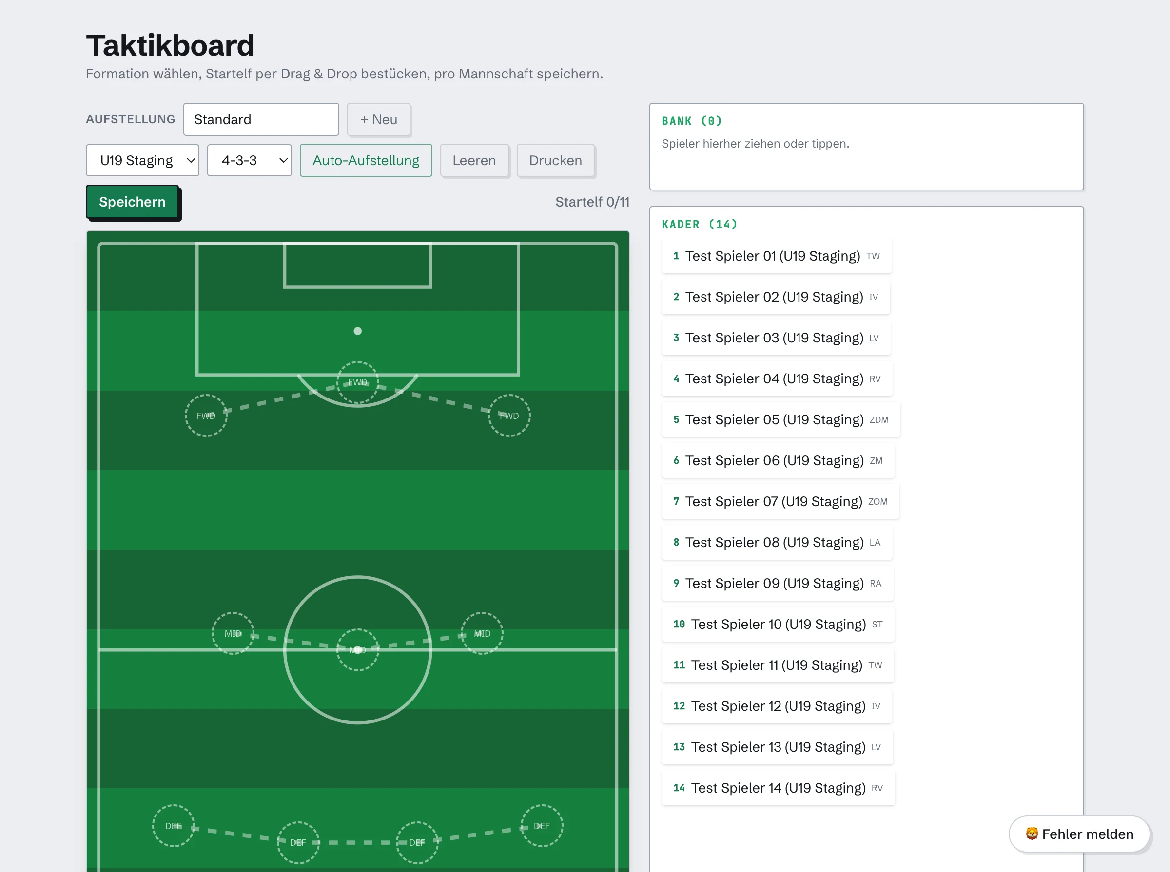 Un vrai aperçu du Cockpit : tableau tactique avec formation et onze de départ, aux couleurs du club.